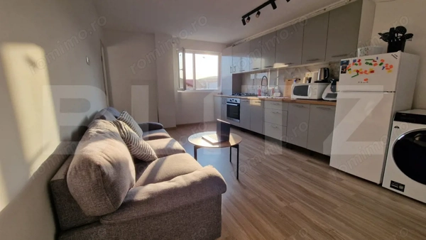 Apartament cu 3 camere, parcare inclusa, curte privata, zona Tineretului — fotografia 3