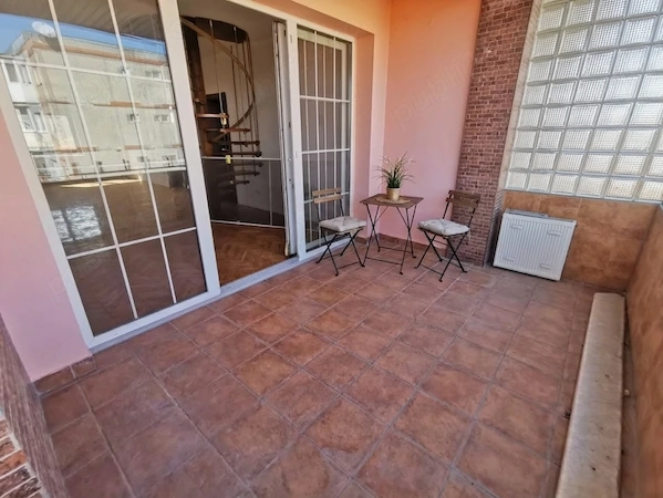 Apartament cu 4 dormitoare,3 bai si garaj propriu -Etaj 3- Elisabetin — fotografia 3