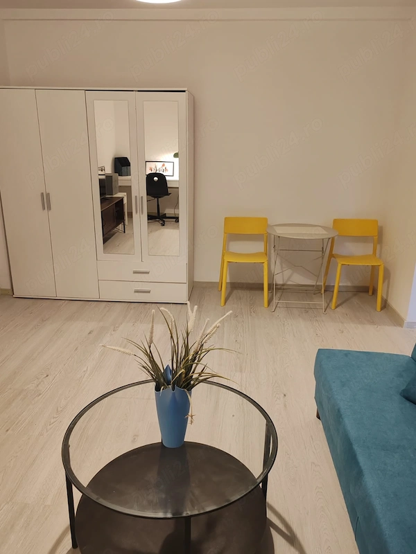 De închiriat Apartament modern, ultracentral, COMISION O! — fotografia 3