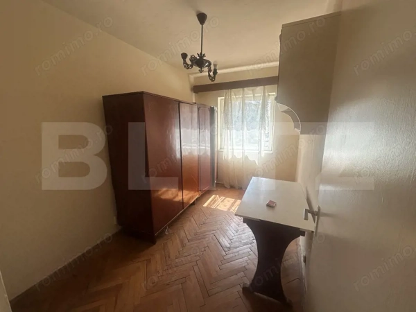 Apartament 3 camere, decomandat, 55 mp, zona Micro17 — fotografia 3