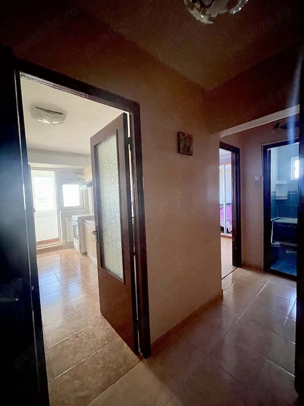 Vând apartament 2 camere decomandate mobilat și utilat Mazepa 1 — fotografia 3