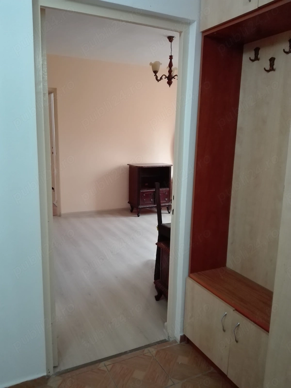 apartament de inchiriat — fotografia 3