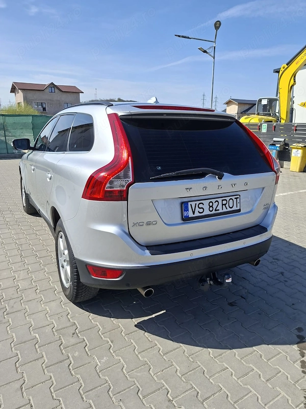 VOLVO XC60 2010 — imagine 6