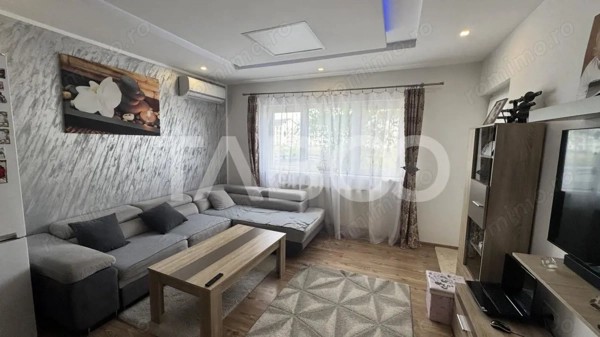 Apartament modern 3 camere 2 balcoane 63mpu Pictor BRANA SELIMBAR — fotografia 1