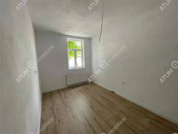 Apartament 2 camere pivnita curte comuna Piata Cluj Sibiu — fotografia 2