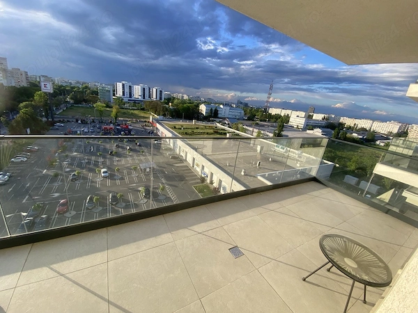 Inchiriez ap 2 camere, utilat, mobilat, prima chirie, in bloc nou — fotografia 1