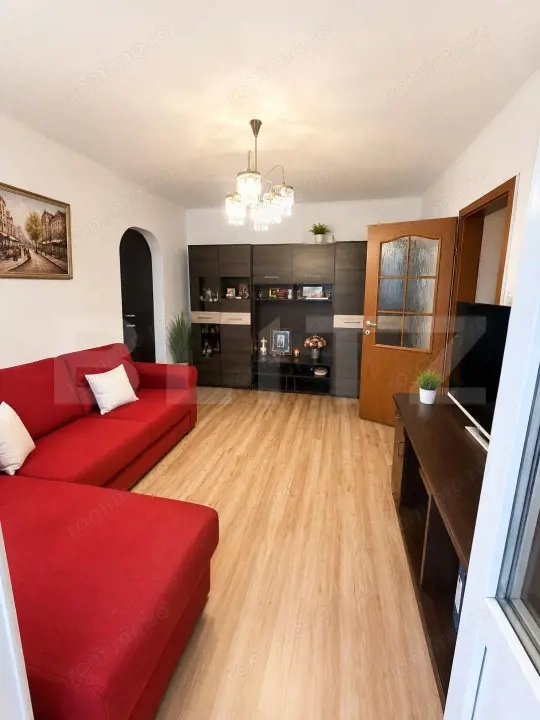 Apartament 3 camere, 64 mp, mobilat, cu garaj și boxă în Mănăștur — fotografia 1