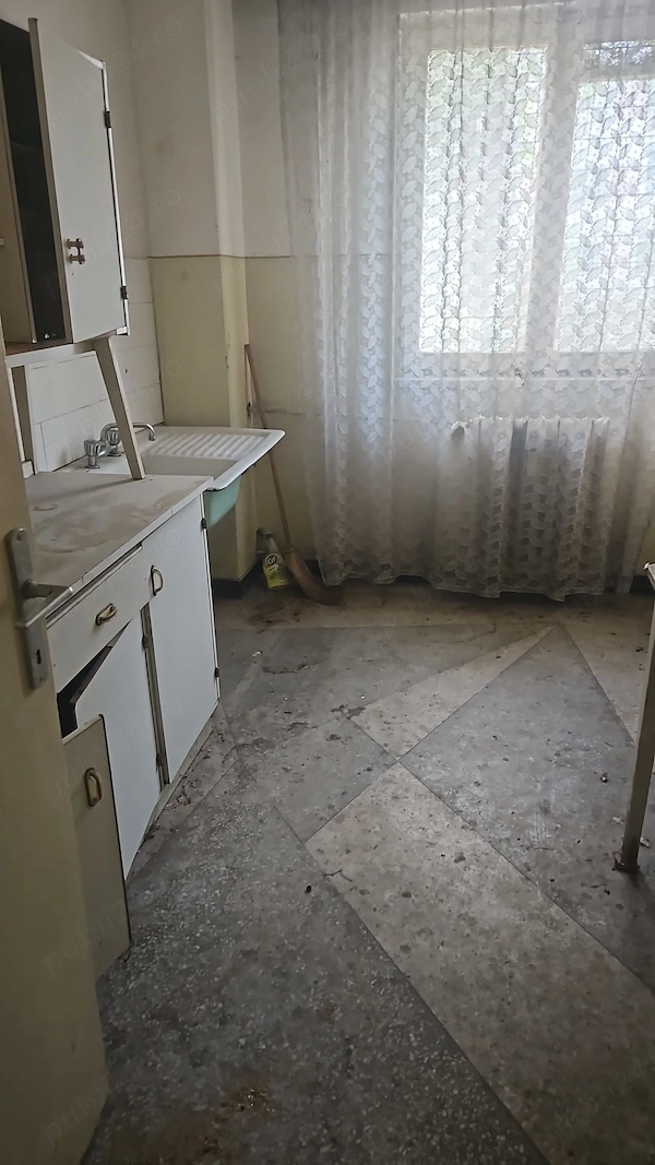 Proprietar - Maratei, Aleea Paltinilor — fotografia 3