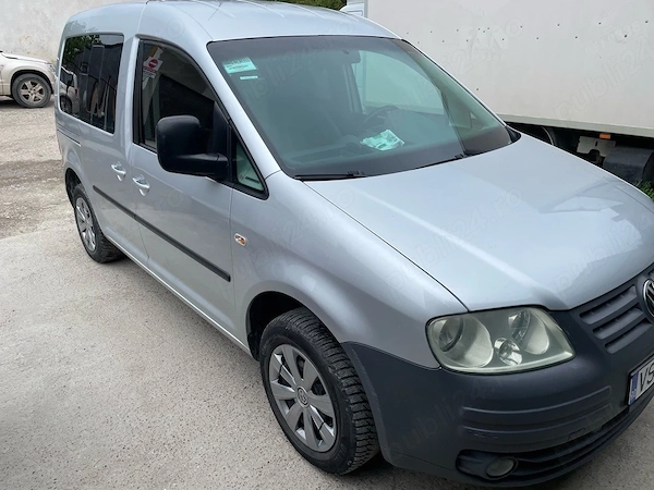 VOLKSWAGEN Caddy 2005