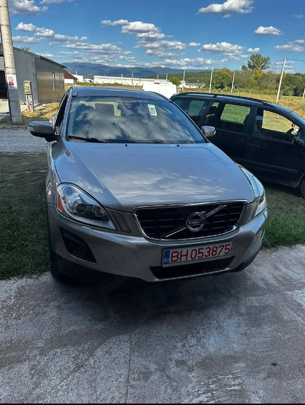 VOLVO XC60 2010 — imagine 2