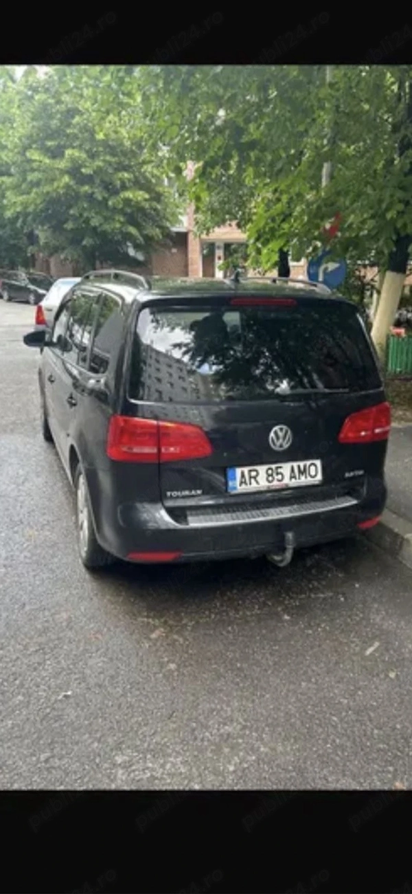 VOLKSWAGEN Touran 2010 — imagine 5