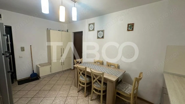 Apartament mobilat utilat 3 camere cu balcon zona Rahovei Sibiu — fotografia 3