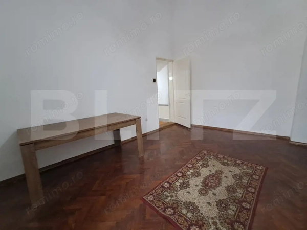Garsonieră de vânzare – 40 mp, parter, zonă Centrală — fotografia 1