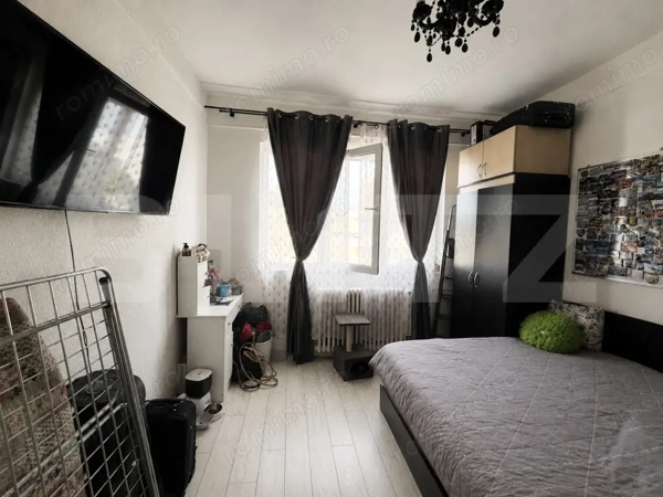 Garsonieră modernă cu mobilier la comandă, aproape de Coresi — fotografia 3