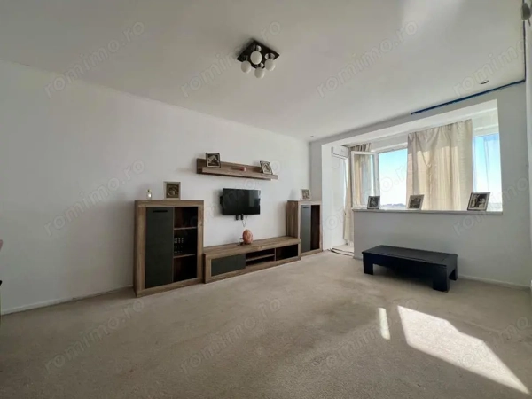 Apartament 3 camere, decomandat, 70 mp utili - zona Sagului — fotografia 3