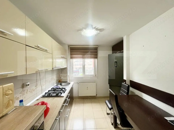 Apartament decomandat de vanzare, etaj 2, zona Dacia — fotografia 1
