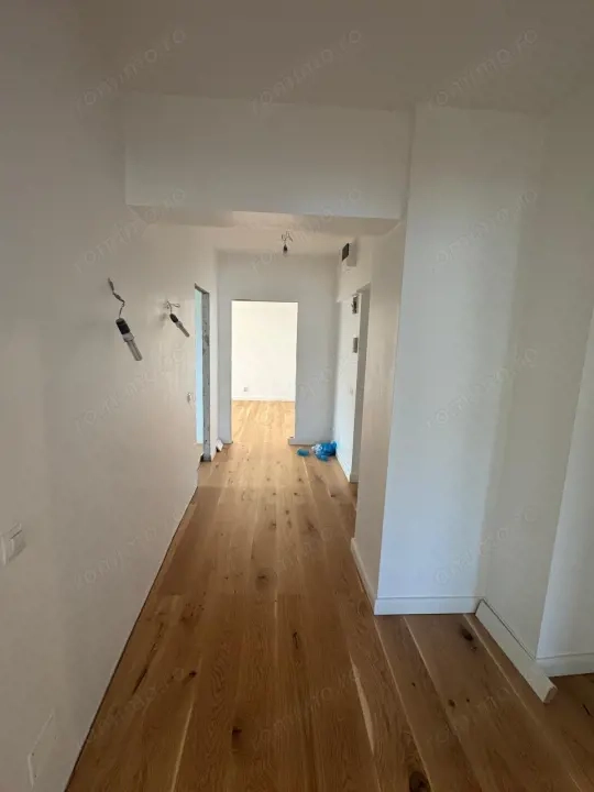 Apartament 3 camere, 76.50 mp, zona Centrala — fotografia 3