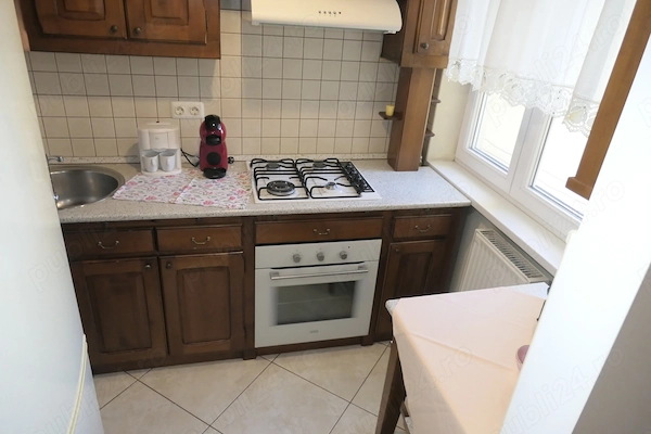 Apartament 2 camere decomandat, zona P-ța M. Viteazul, et. 2 — fotografia 3