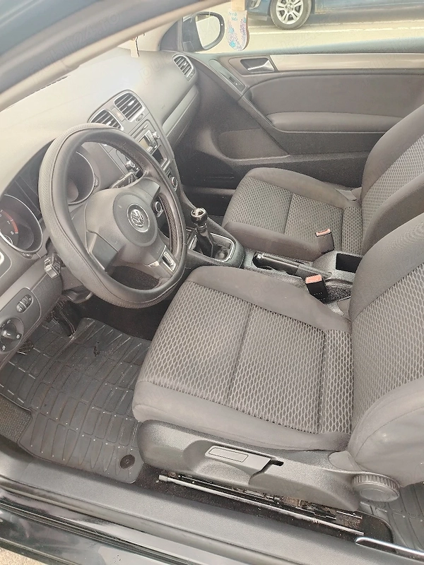 VOLKSWAGEN Golf 2011 — imagine 8