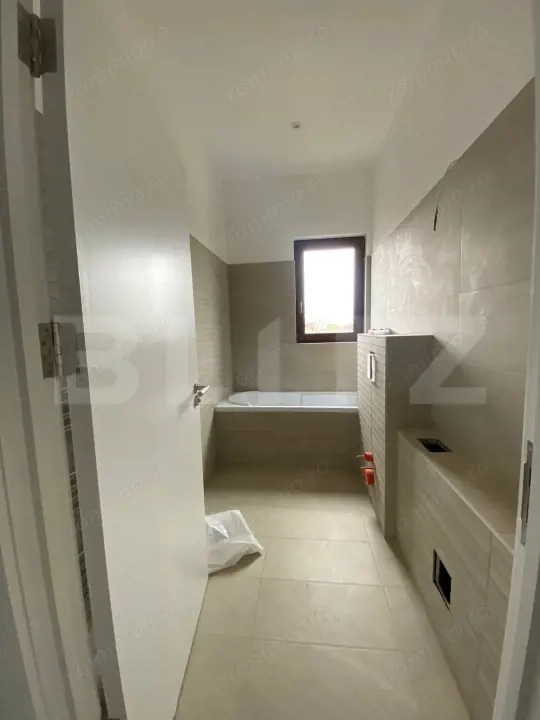 Apartament la casă, construcție nouă – 65 mp utili, boxă + pod, zona Hard Med — fotografia 3