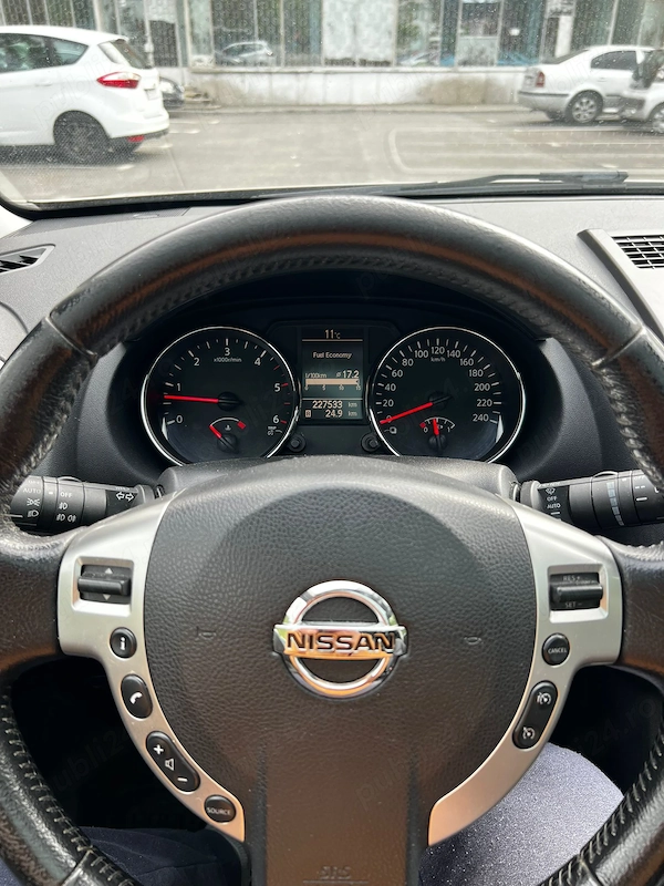 NISSAN Qashqai 2010 — imagine 7
