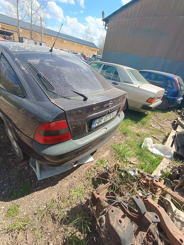 OPEL Vectra 1996 — imagine 2