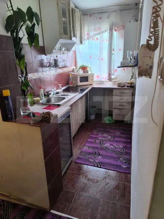 Apartament cu 2 camere decomandat, 45 mp, zona Solidarității — fotografia 1