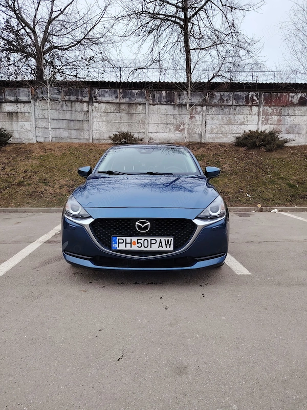 MAZDA 2