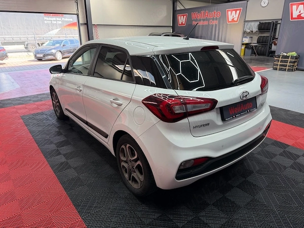 HYUNDAI i20 2020 — imagine 5