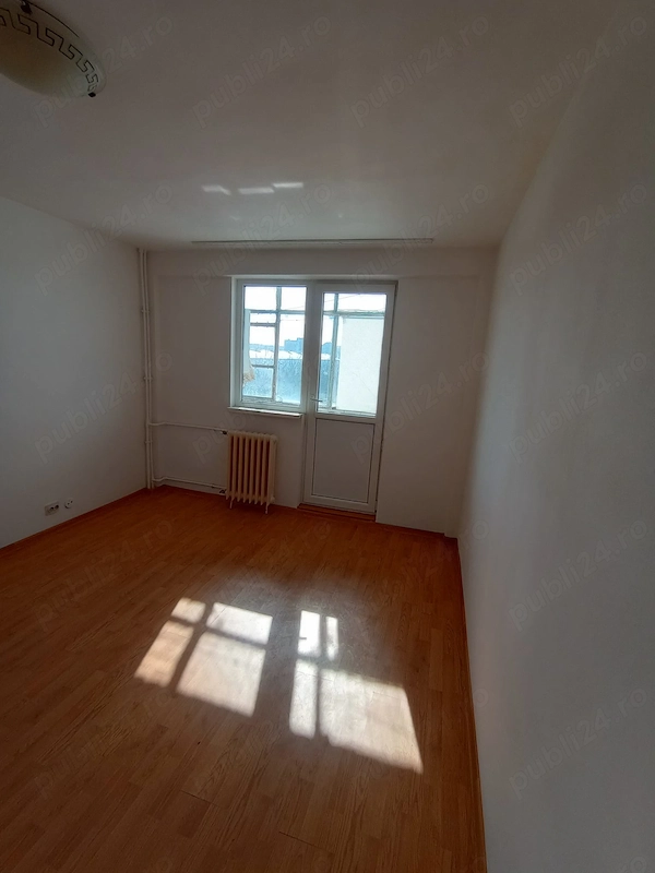 Proprietar - 2 camere, DECOMANDAT, Brâncoveanu - Huedin, Actele la zi, etaj 7 — fotografia 3