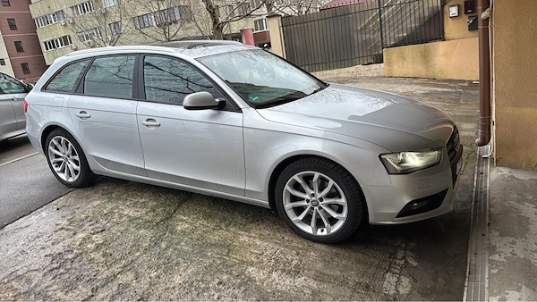 AUDI A4 2014