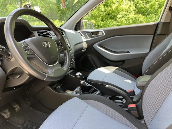 HYUNDAI i20 2018 — imagine 6
