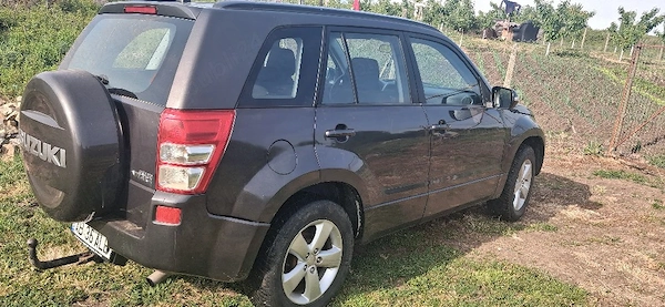 SUZUKI Grand Vitara