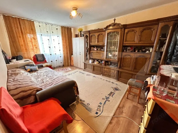 Apartament 3 camere decomandat, de vanzare, 61.33 mp, zona Tomesti — fotografia 1