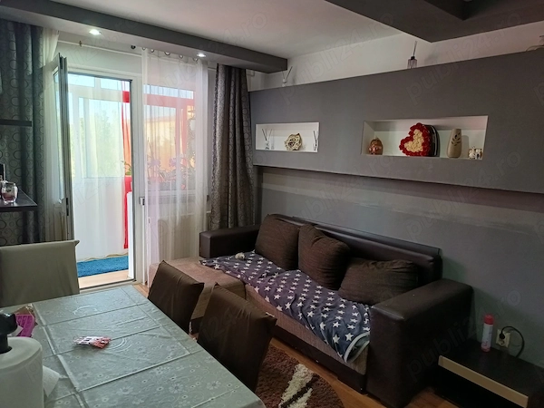Vând apartament cu 3 camere zona ostroveni — fotografia 3