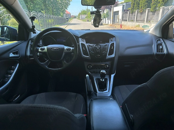 FORD Focus 2014 — imagine 7