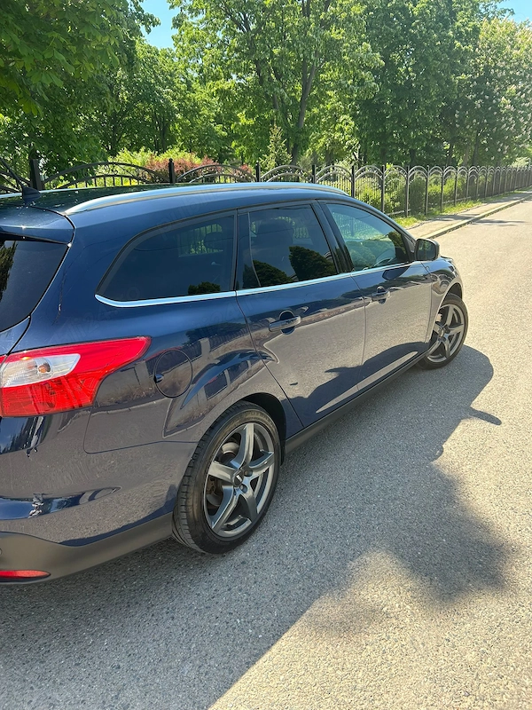 FORD Focus 2014 — imagine 4