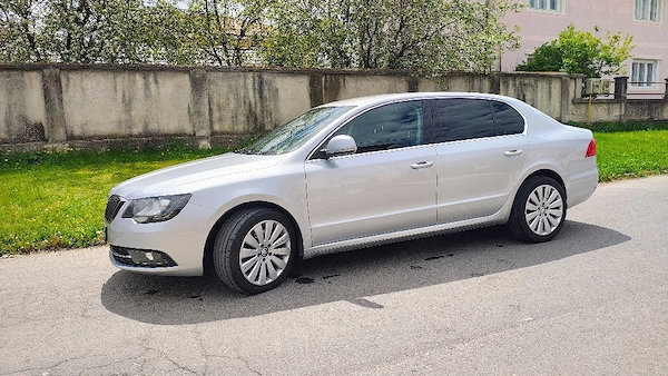 SKODA Superb 2015 — imagine 3