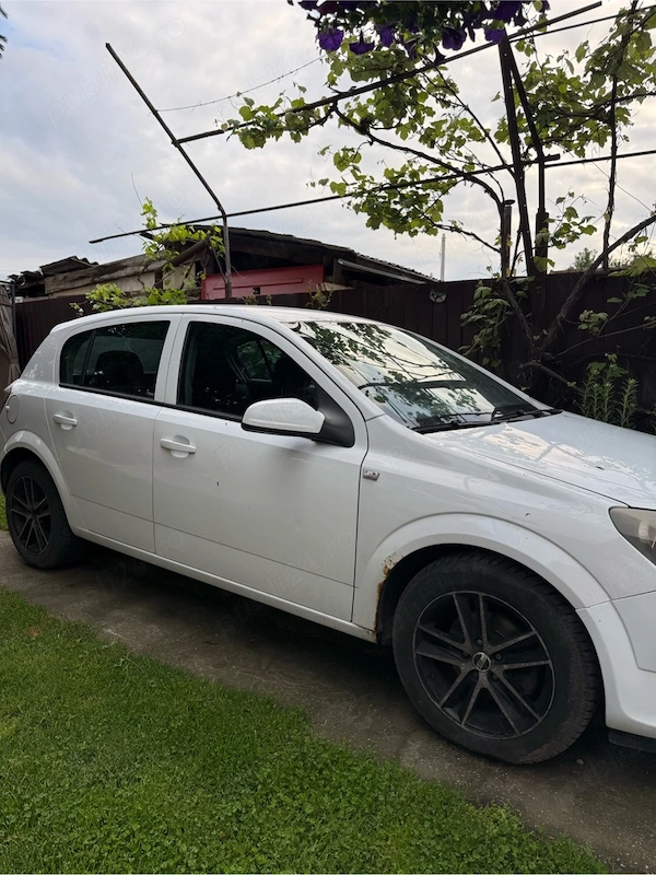 OPEL Astra 2005 — imagine 3