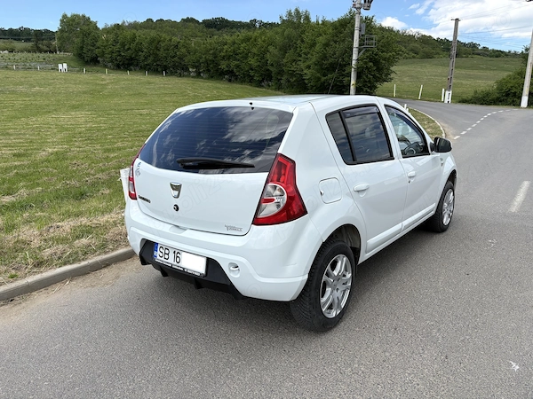 DACIA Sandero 2012 — imagine 3