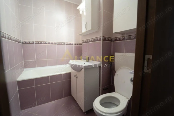 Garsoniera renovata | 26 mp | Sector 4 | Ideala pentru locuit sau investitie — fotografia 3