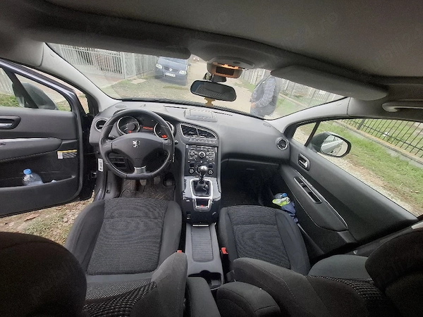 PEUGEOT 5008 2011 — imagine 2
