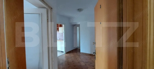 Apartament 3 camere, 114.67 mp, etaj intermediar, zonă Centrală — fotografia 2