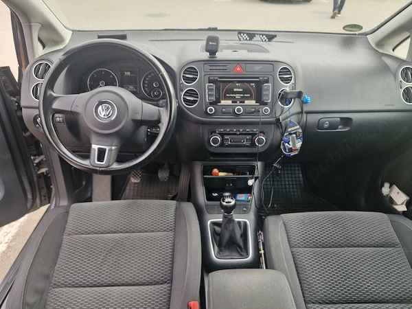 VOLKSWAGEN Golf 2010 — imagine 4