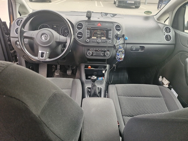 VOLKSWAGEN Golf 2010 — imagine 3