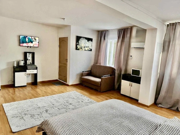 garsonieră de închiriat — fotografia 1