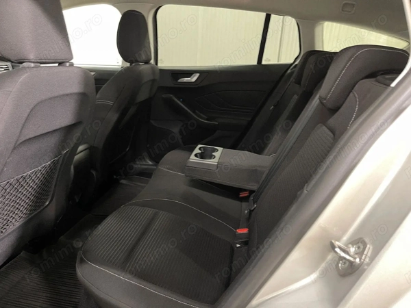 FORD Focus 2023 — imagine 11