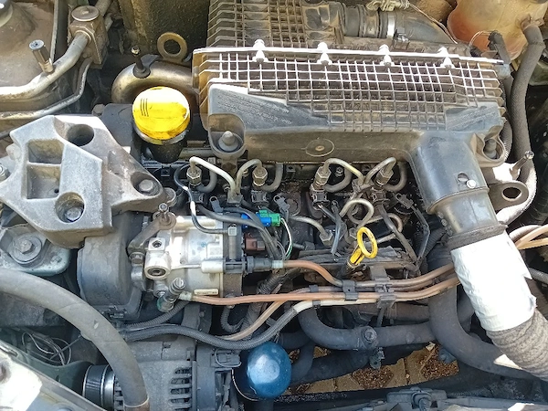 RENAULT Clio 2003 — imagine 5