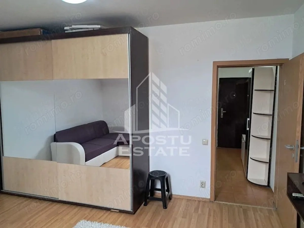 Apartament cu o camera de vanzare, zona Soarelui, Timisoara — fotografia 1