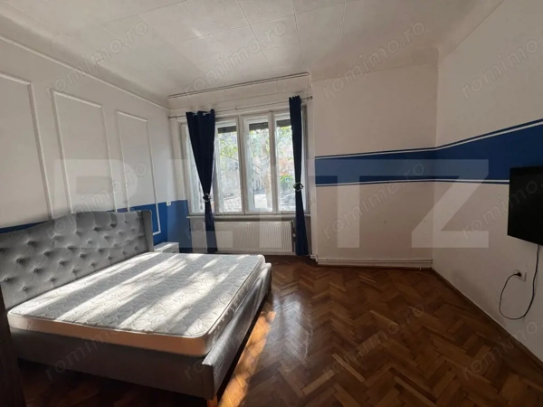 Doua apartamente cu potențial de unificare, curte interioară si garaj, str Horea — fotografia 2